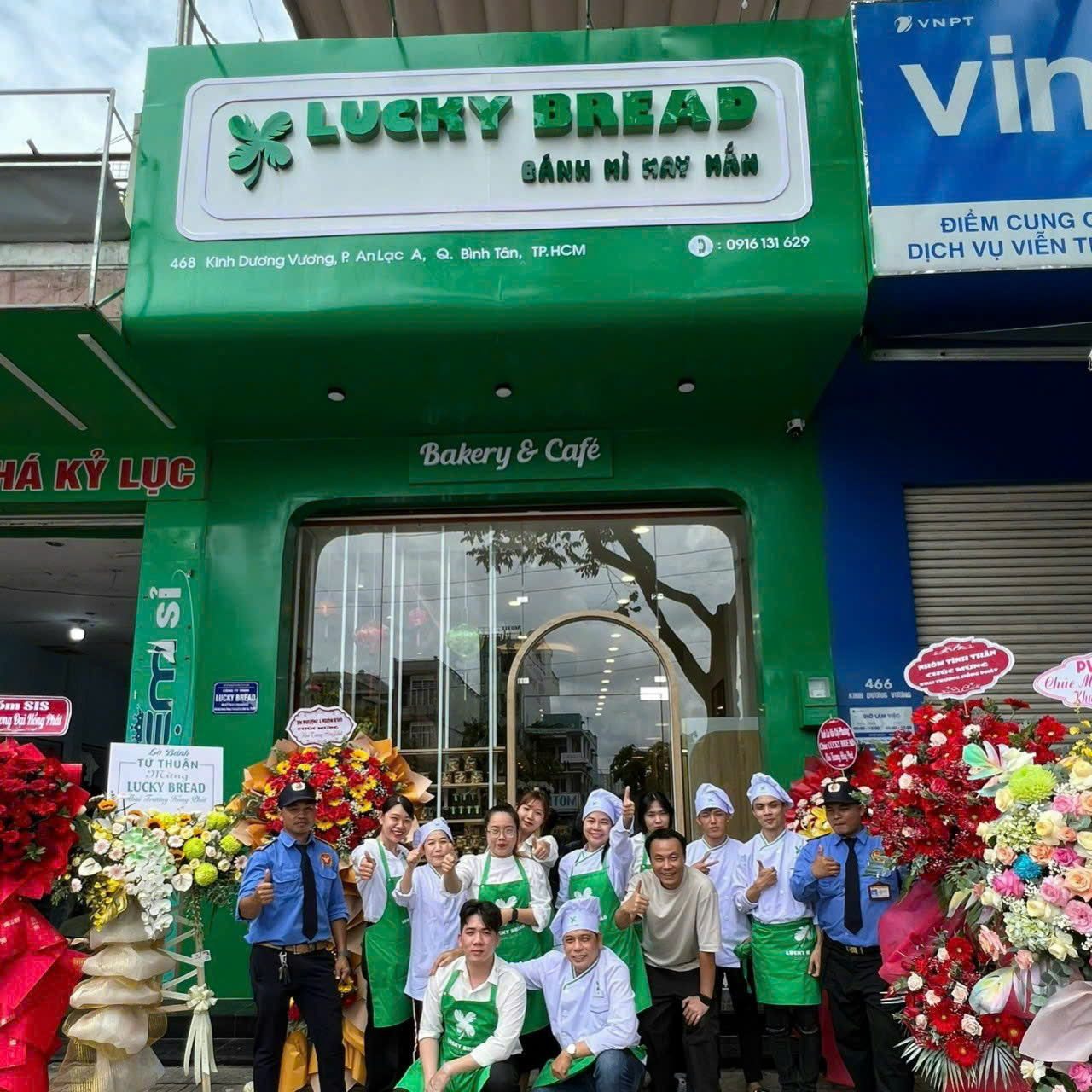 BAKERY & COFFEE TUYỂN DỤNG